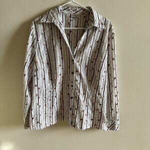 Landhaus C&A Naturally Women's L
Blouse Large Button Up European Embroidered